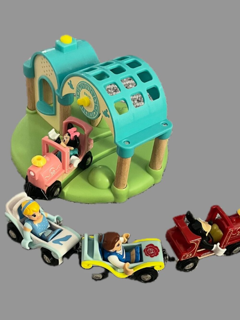 Brio Disney Mickey & Friends: Record & Play Train Station